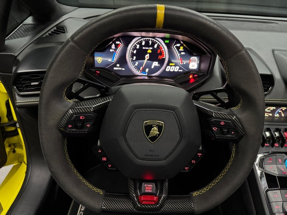 Lamborghini Huracan 5,2 Spyder LP580-2 2d