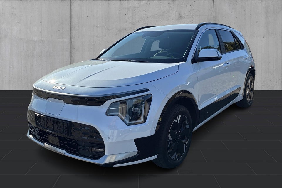 Kia Niro 64 EV Premium 5d