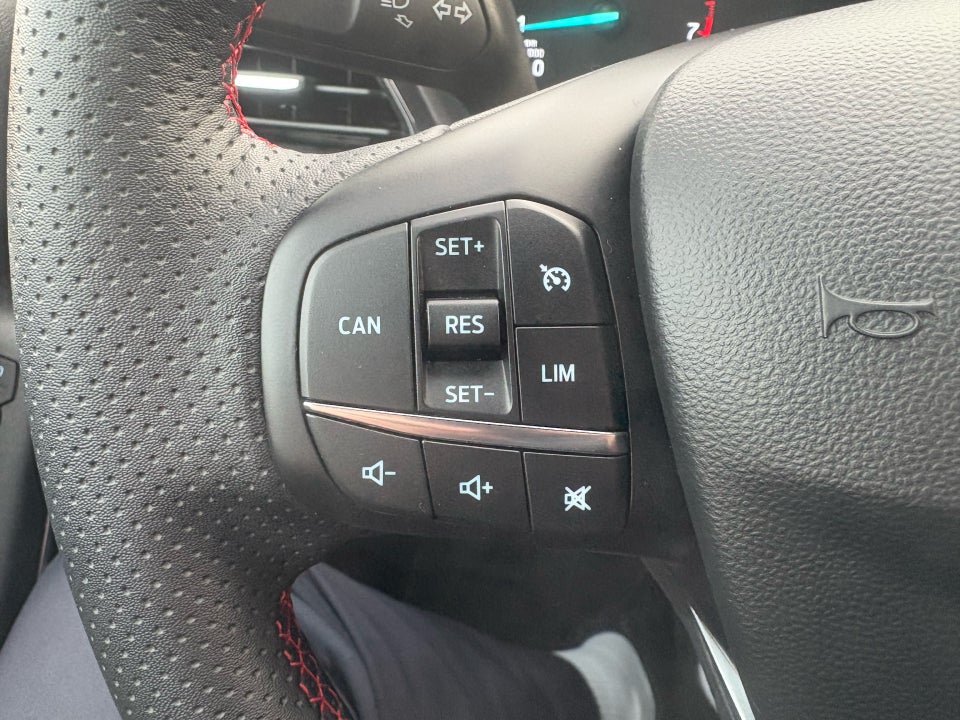 Ford Fiesta 1,0 EcoBoost mHEV ST-Line 5d