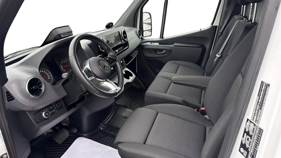 Mercedes Sprinter 317 2,0 CDi A2 Kassevogn PRO aut. RWD