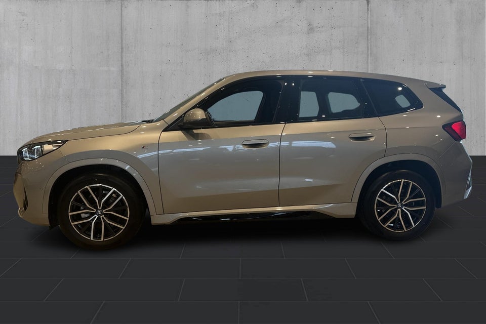 BMW iX1 eDrive20 M-Sport 5d