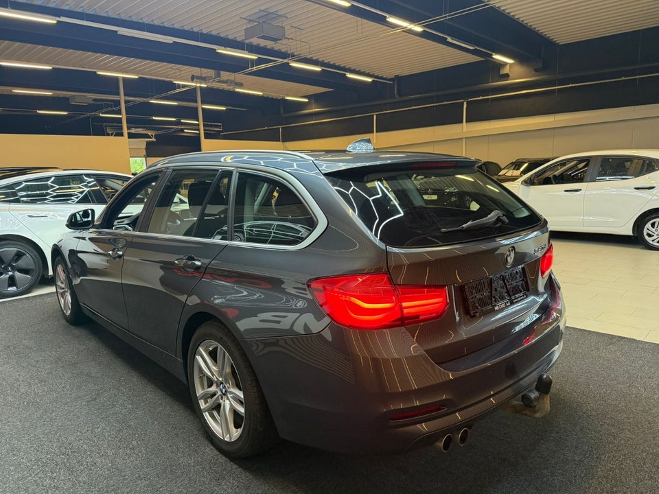 BMW 320d 2,0 Touring Advantage aut. 5d