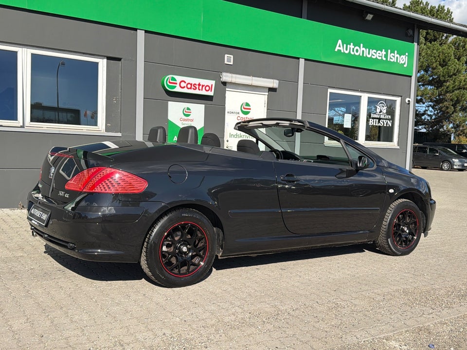 Peugeot 307 2,0 16V CC 2d