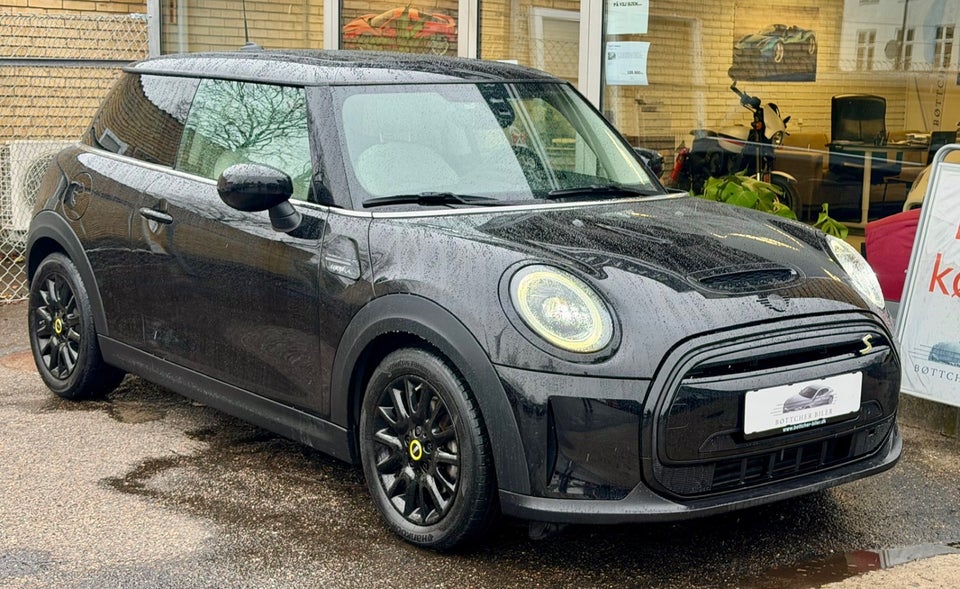 MINI Cooper SE Camden Edition 3d