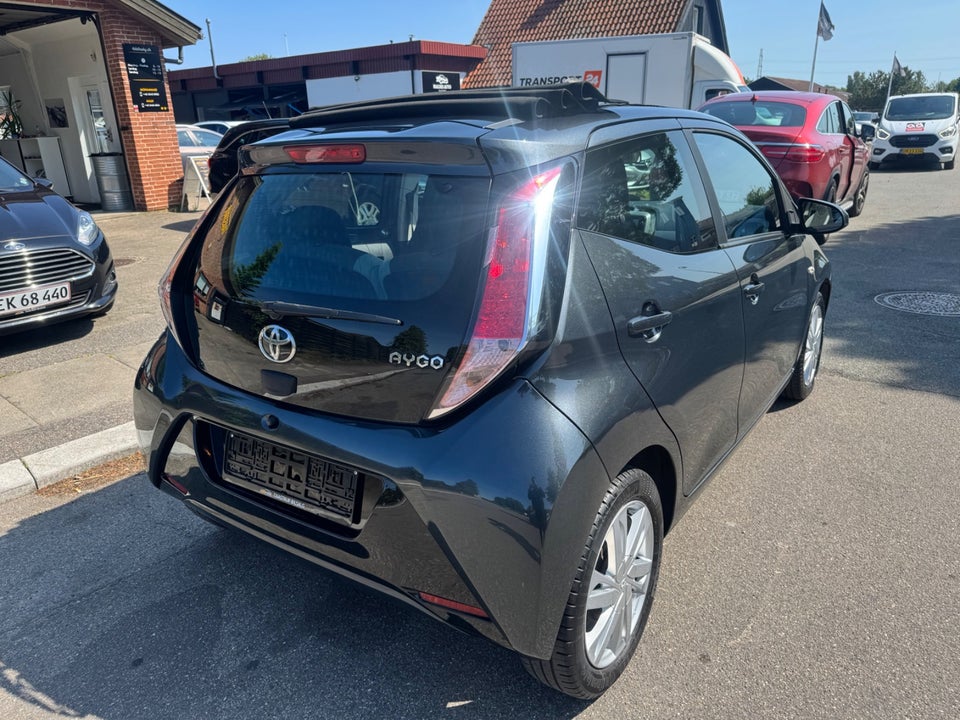 Toyota Aygo 1,0 VVT-i x-sky 5d