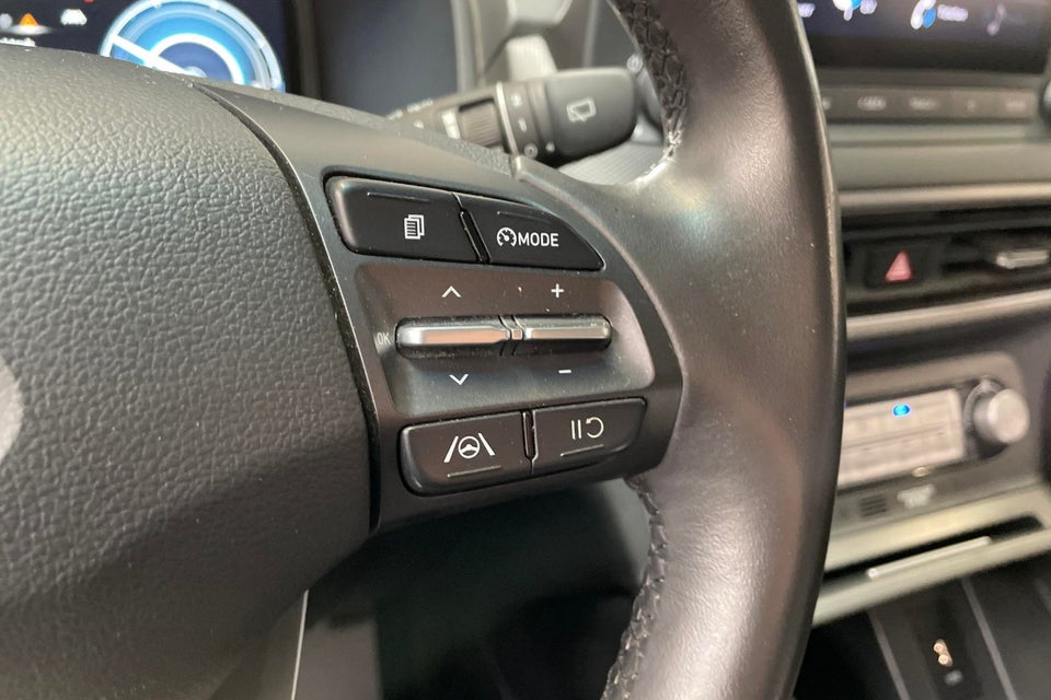 Hyundai Kona 64 EV Essential 5d