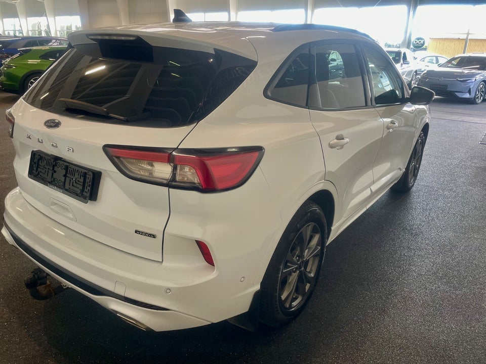 Ford Kuga 2,5 PHEV ST-Line X CVT 5d