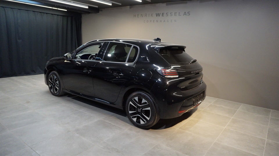 Peugeot 208 1,2 PureTech 100 Allure 5d