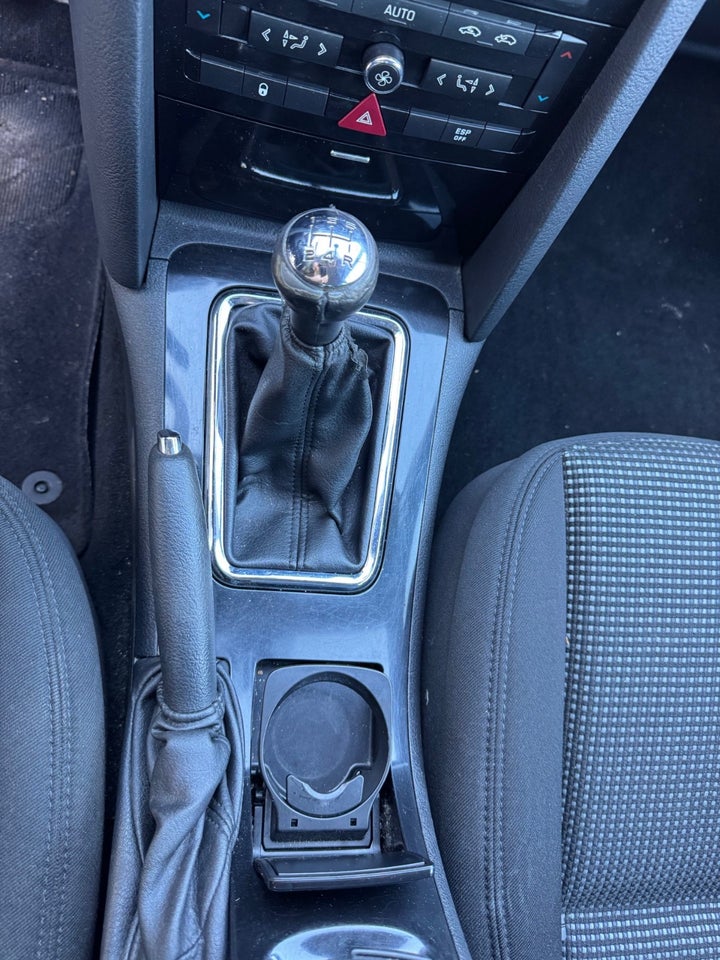 Peugeot 407 1,6 HDi 109 Premium SW 5d