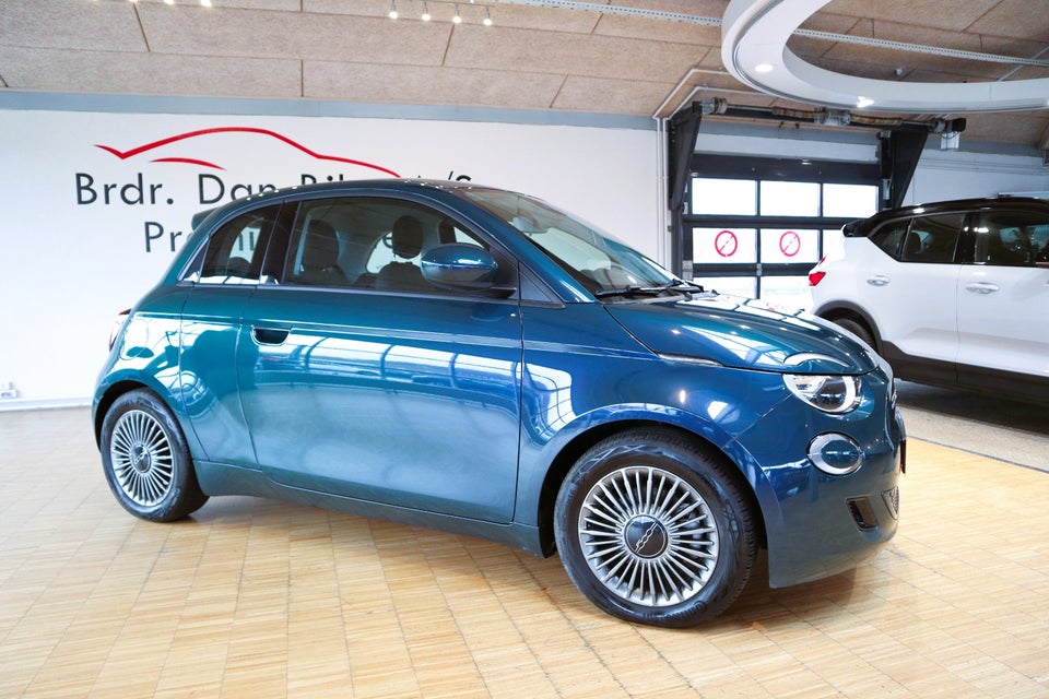 Fiat 500e 42 Icon 3+1 4d