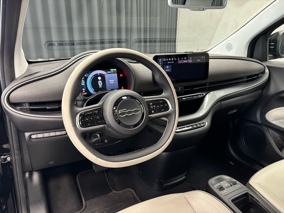 Fiat 500e 42 la Prima by Bocelli 3d
