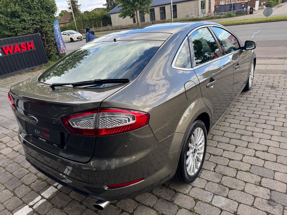 Ford Mondeo 2,0 SCTi 203 Titanium aut. 5d