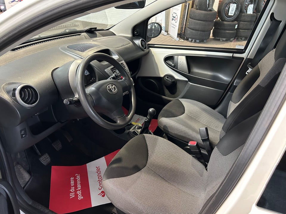 Toyota Aygo 1,0 VVT-i T2 Air 5d