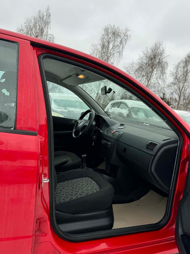 Skoda Fabia 1,2 12V Ambiente 5d