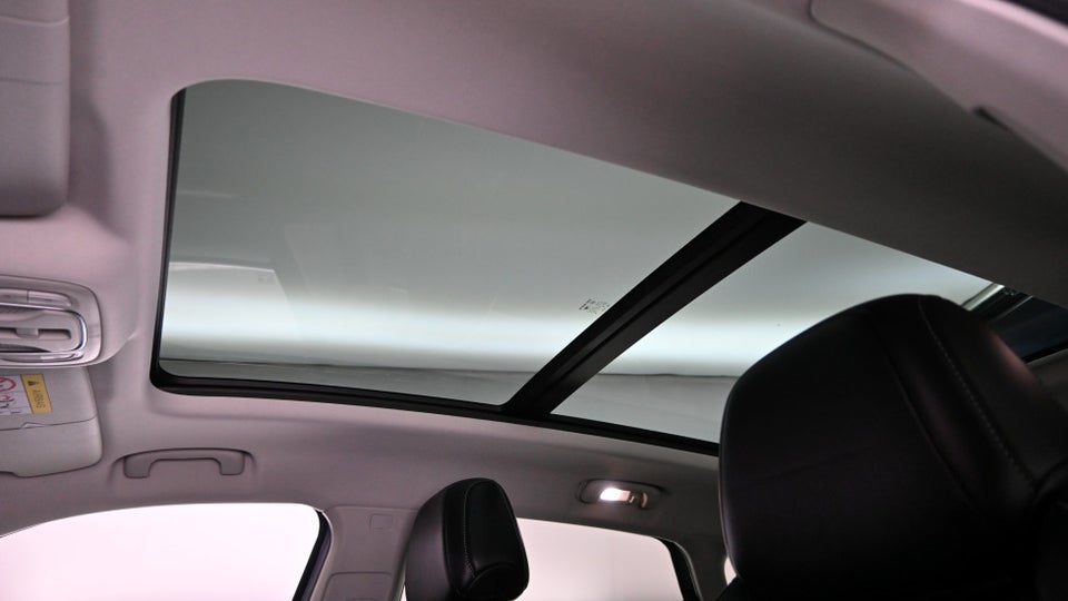 MG Marvel R Luxury 5d