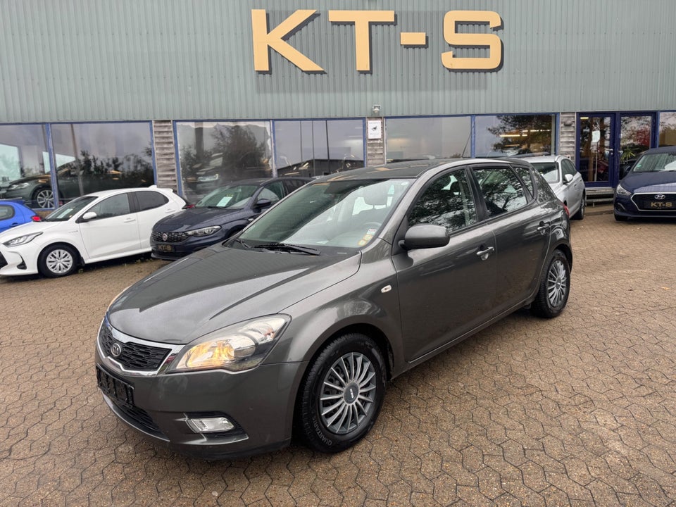 Kia Ceed 1,6 CRDi 90 Active 5d