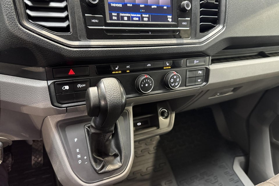 VW Crafter 35 2,0 TDi 140 Kassevogn L3H3 aut.