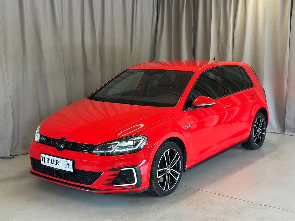 VW Golf VII 1,4 GTE DSG 5d