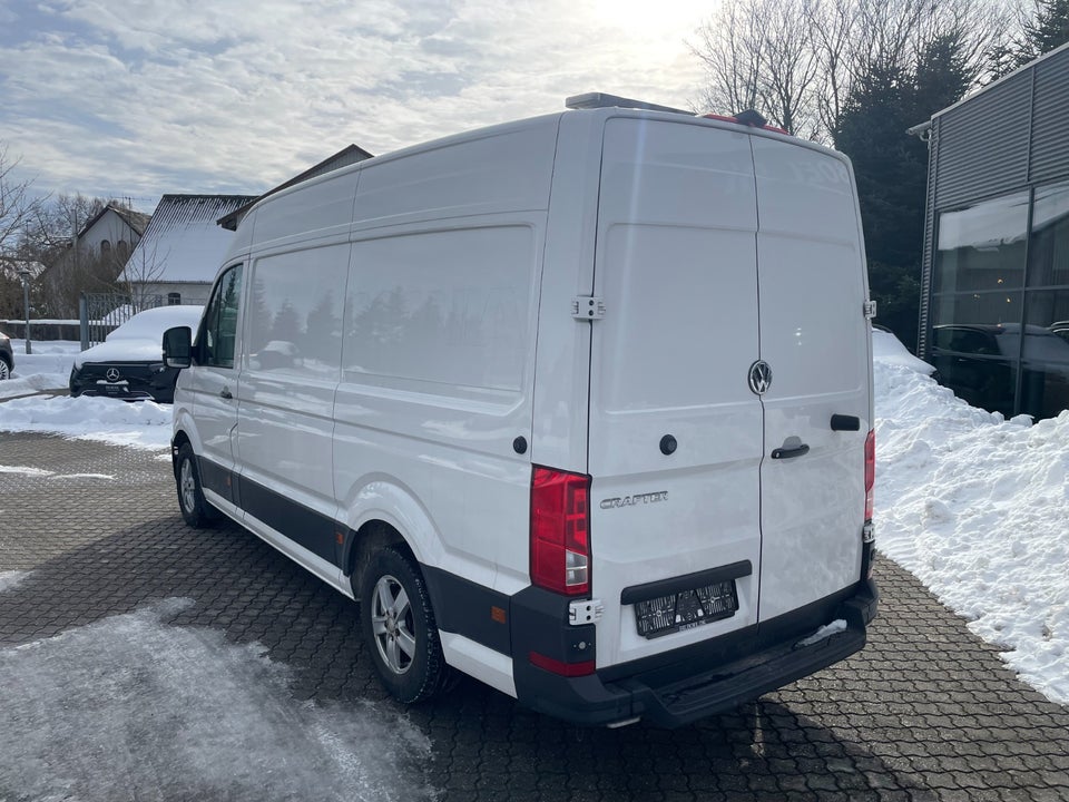 VW Crafter 35 2,0 TDi 177 Kassevogn L3H3
