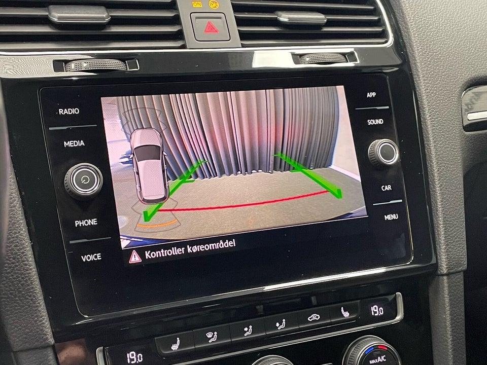 VW Golf VII 1,5 TSi 150 Comfortline Connect DSG 5d