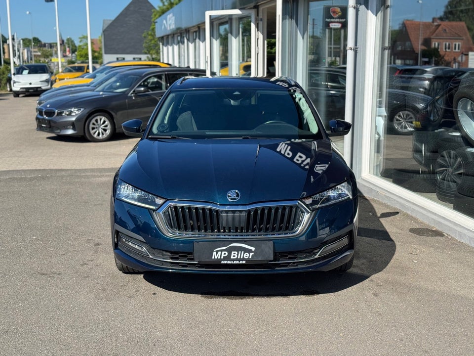 Skoda Octavia 1,4 TSi iV Plus Combi DSG 5d