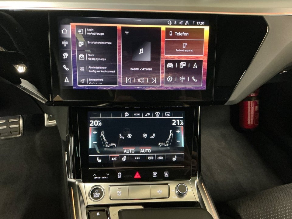 Audi Q8 e-tron 55 Dakar Edition quattro 5d