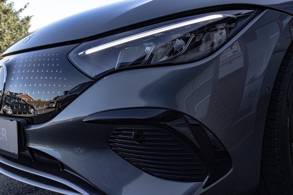 Mercedes EQE300 Avantgarde 4d