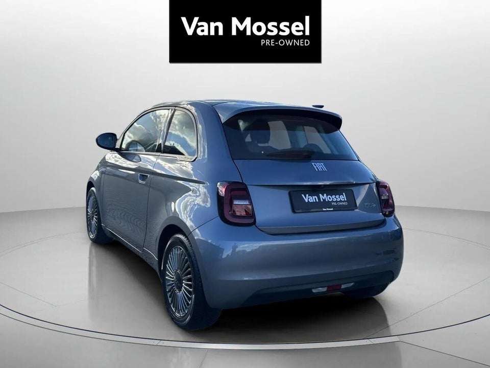 Fiat 500e 42 Icon 3d