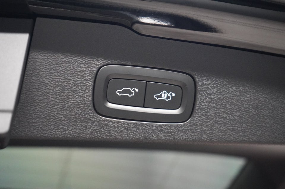Volvo V60 2,0 D4 190 Momentum aut. 5d