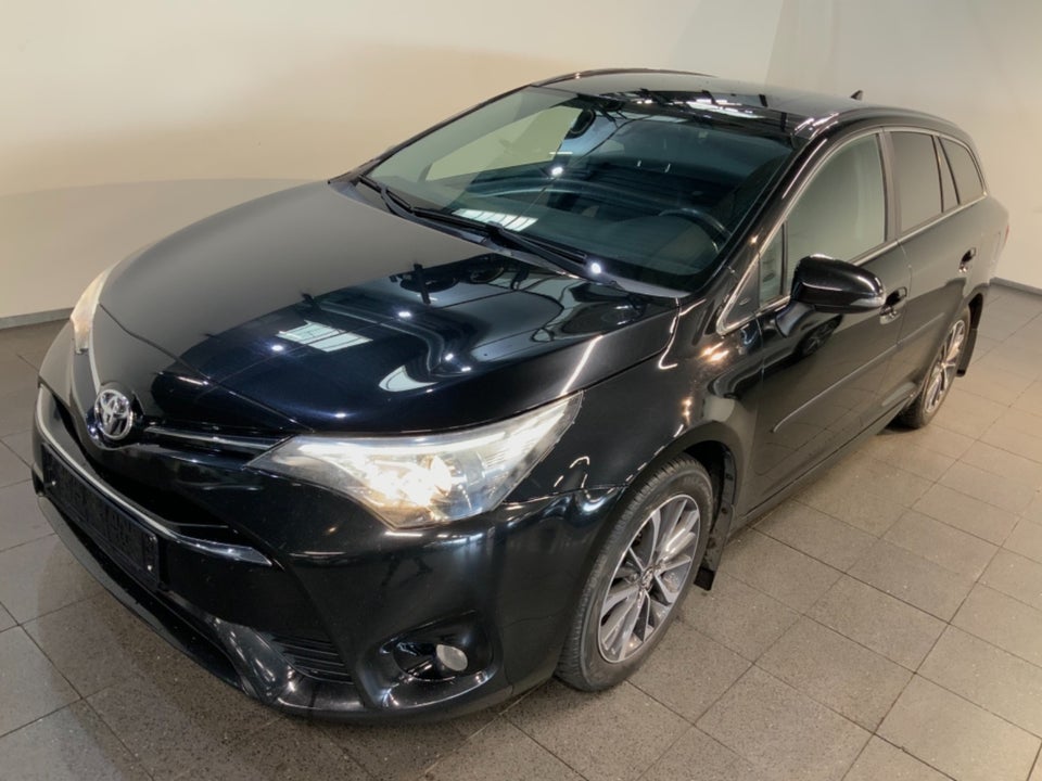 Toyota Avensis 1,8 VVT-i T2 Touring Sports MDS 5d