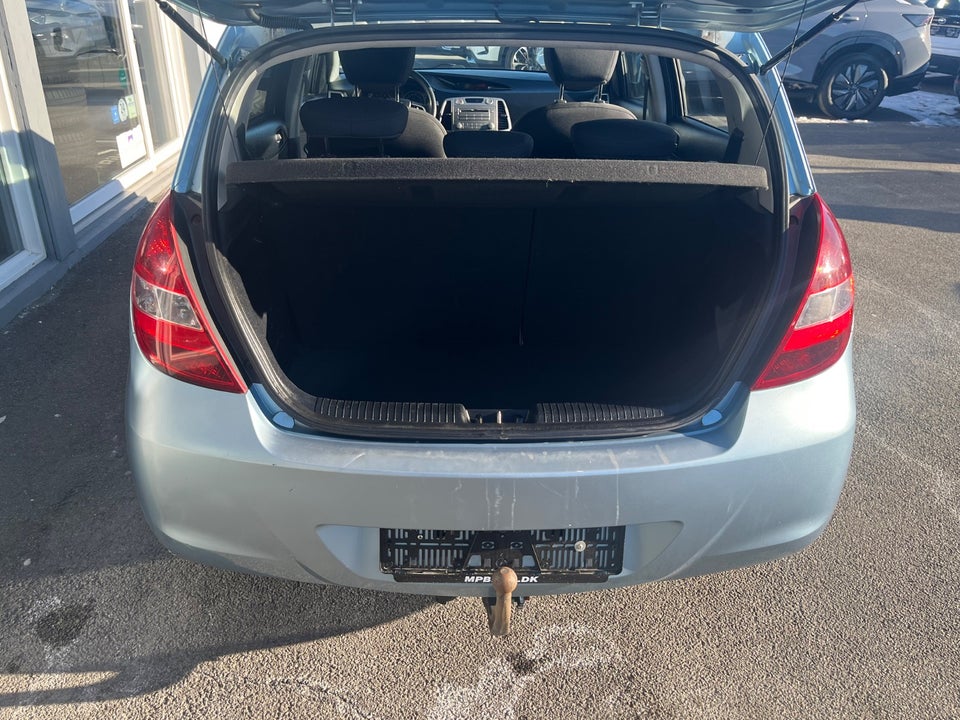 Hyundai i20 1,25 Classic 5d