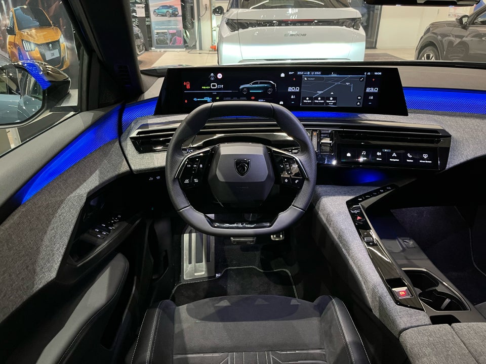 Peugeot e-5008 77 GT Pack 7prs 5d