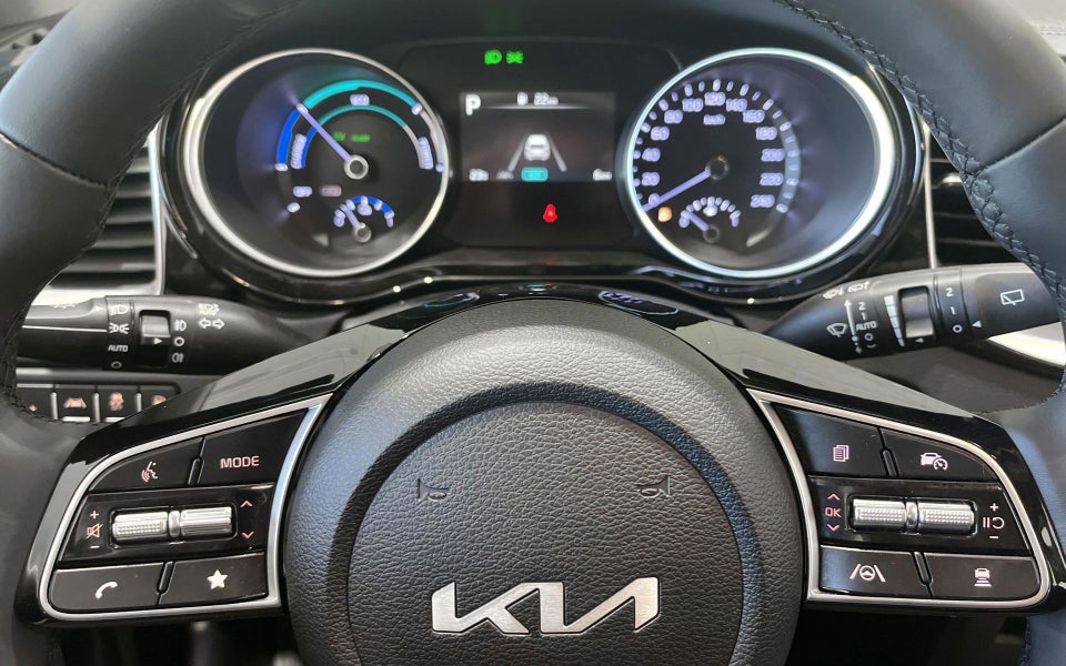 Kia XCeed 1,6 PHEV Prestige DCT 5d