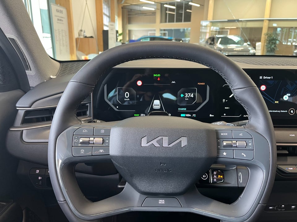 Kia EV9 76 Standard Range Upgrade RWD 7prs 5d