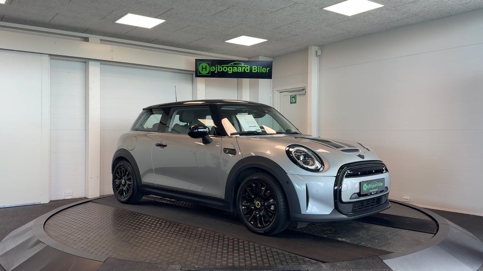 MINI Cooper SE Edition Premium 3d