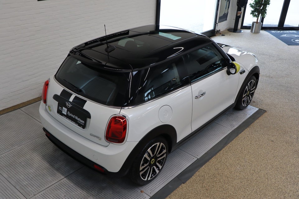 MINI Cooper SE Edition Premium Plus 3d