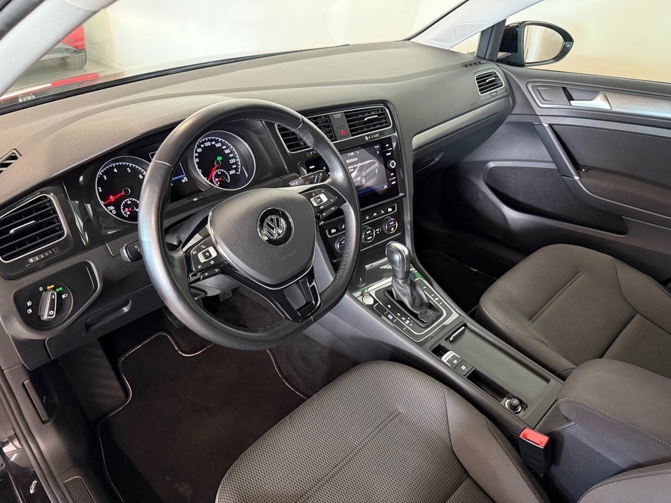 VW Golf VII 1,5 TSi 150 Comfortline Connect Variant DSG 5d