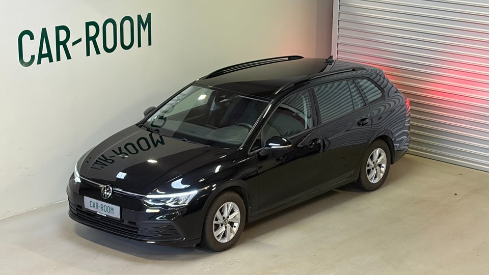 VW Golf VIII 1,5 eTSi 130 Life Variant DSG 5d