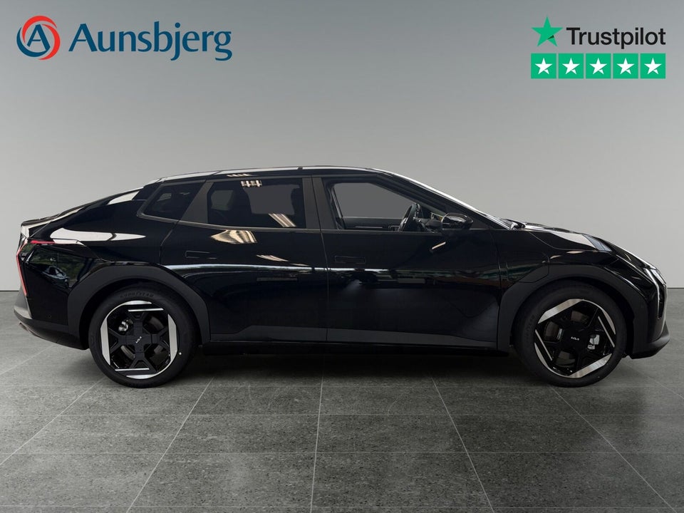 Kia EV4 81 Long Range Upgrade Fastback 4d