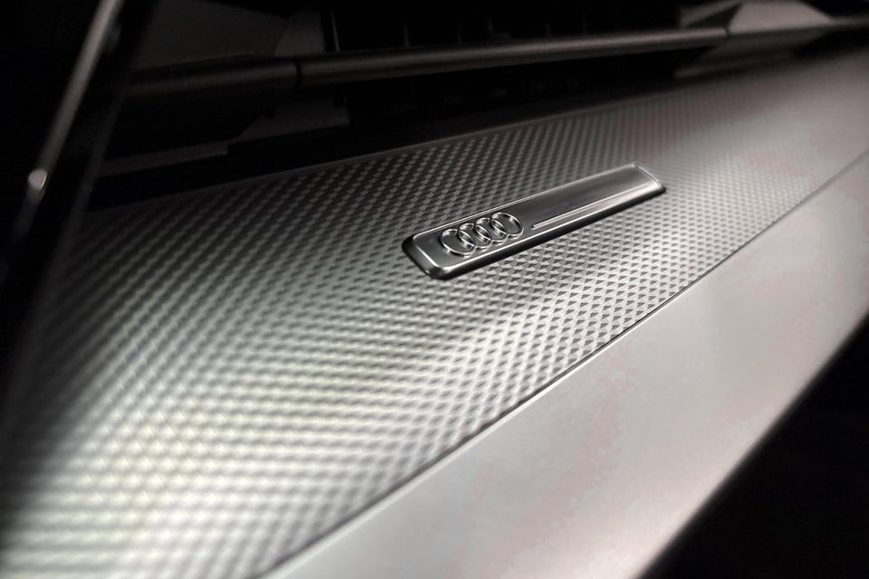 Audi A3 40 TFSi e Prestige Sportback S-tr. 5d