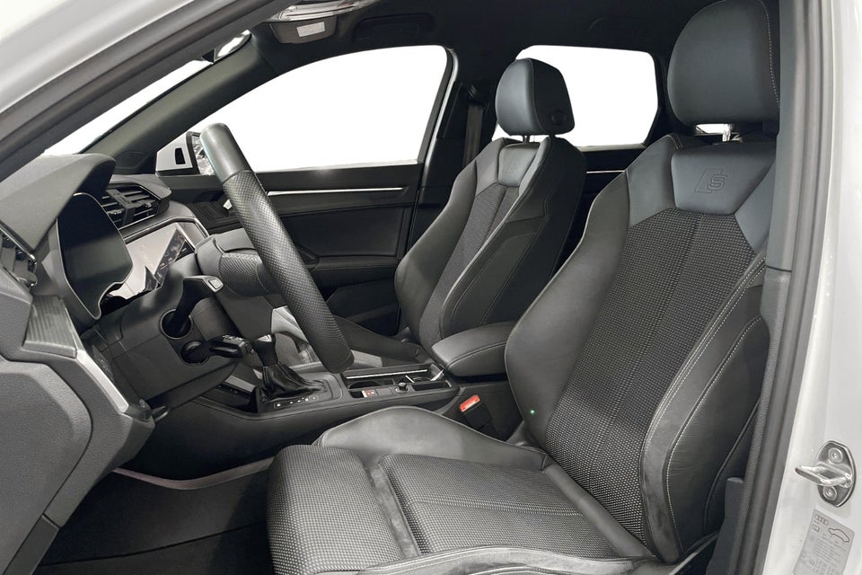 Audi Q3 45 TFSi e S-line plus S-tr. 5d