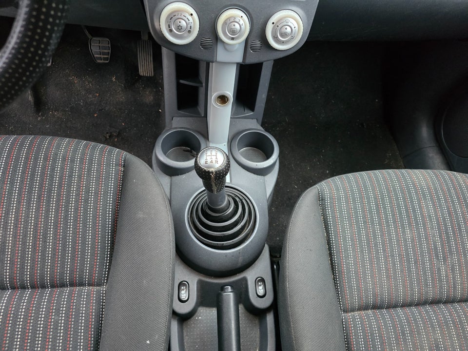 Mitsubishi Colt 1,3 Cash 5d