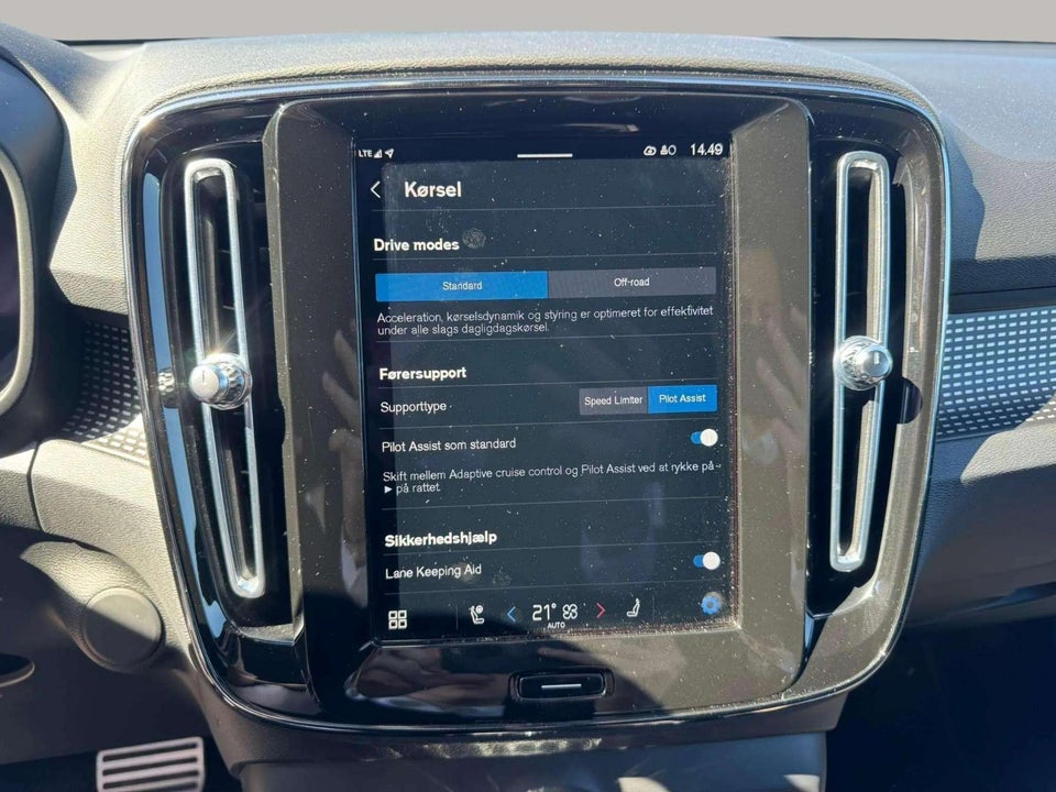 Volvo XC40 P8 ReCharge Twin R-Design 5d