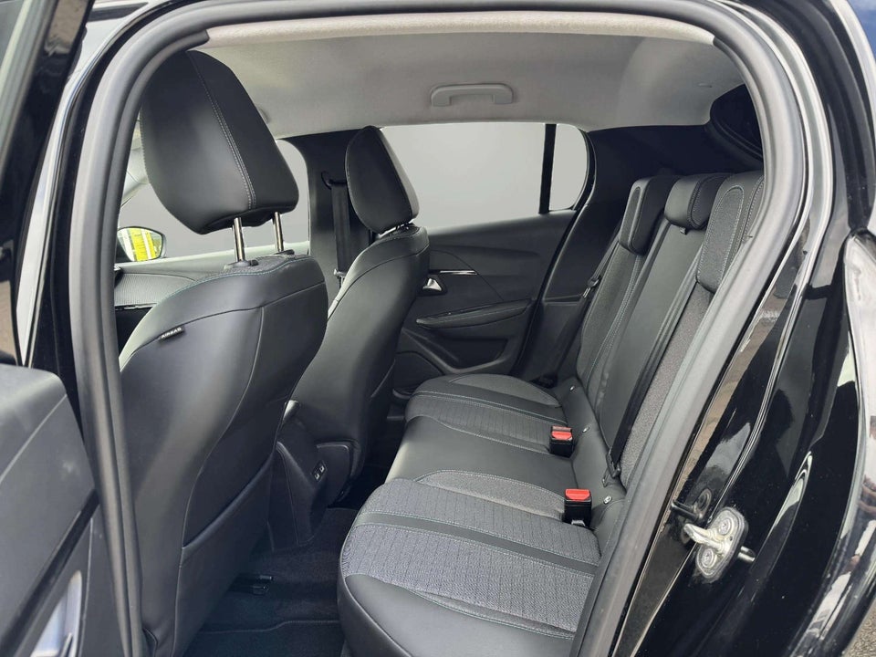 Peugeot 208 1,2 PureTech 100 Evolution 5d