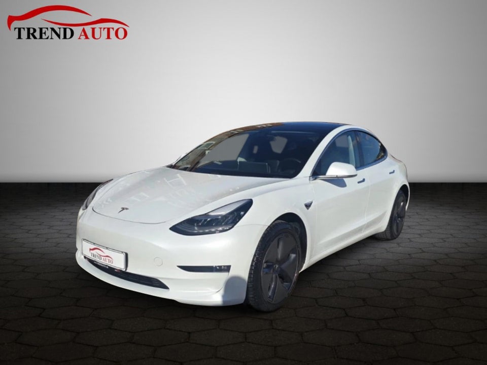Tesla Model 3 Standard Range+ RWD 4d