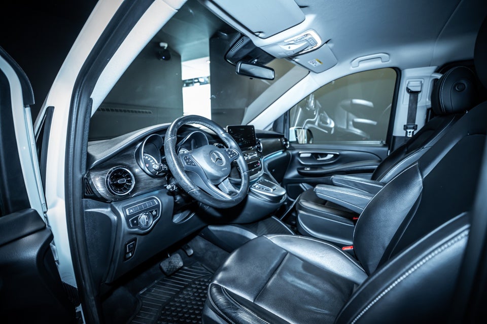 Mercedes EQV300 Avantgarde L