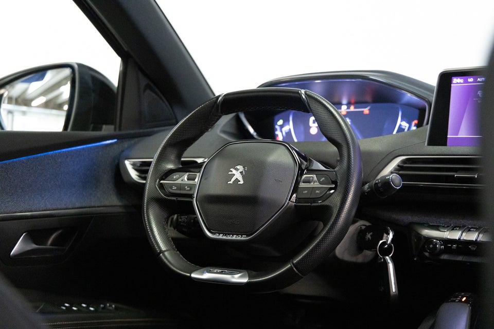 Peugeot 3008 1,6 PureTech 180 GT Line EAT8 5d