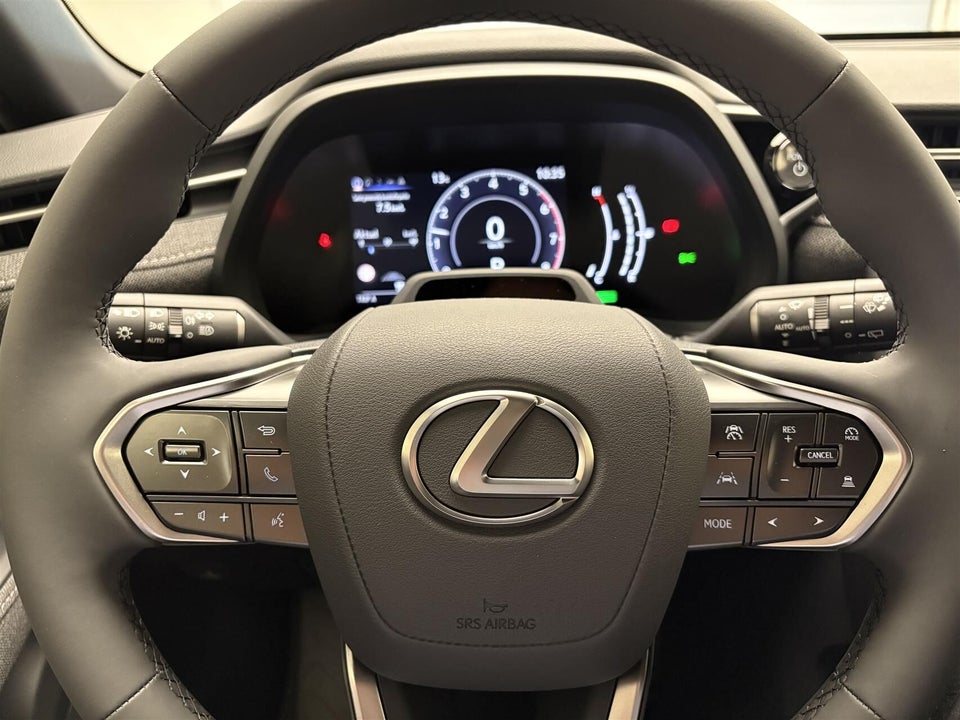 Lexus LBX 1,5 Hybrid 5d