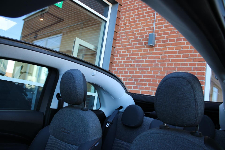 Fiat 500e 42 Icon Cabrio 2d