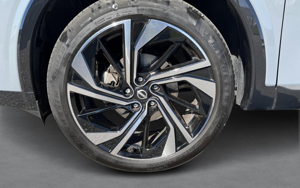 Nissan Qashqai 1,3 mHEV Tekna+ X-tr. 5d